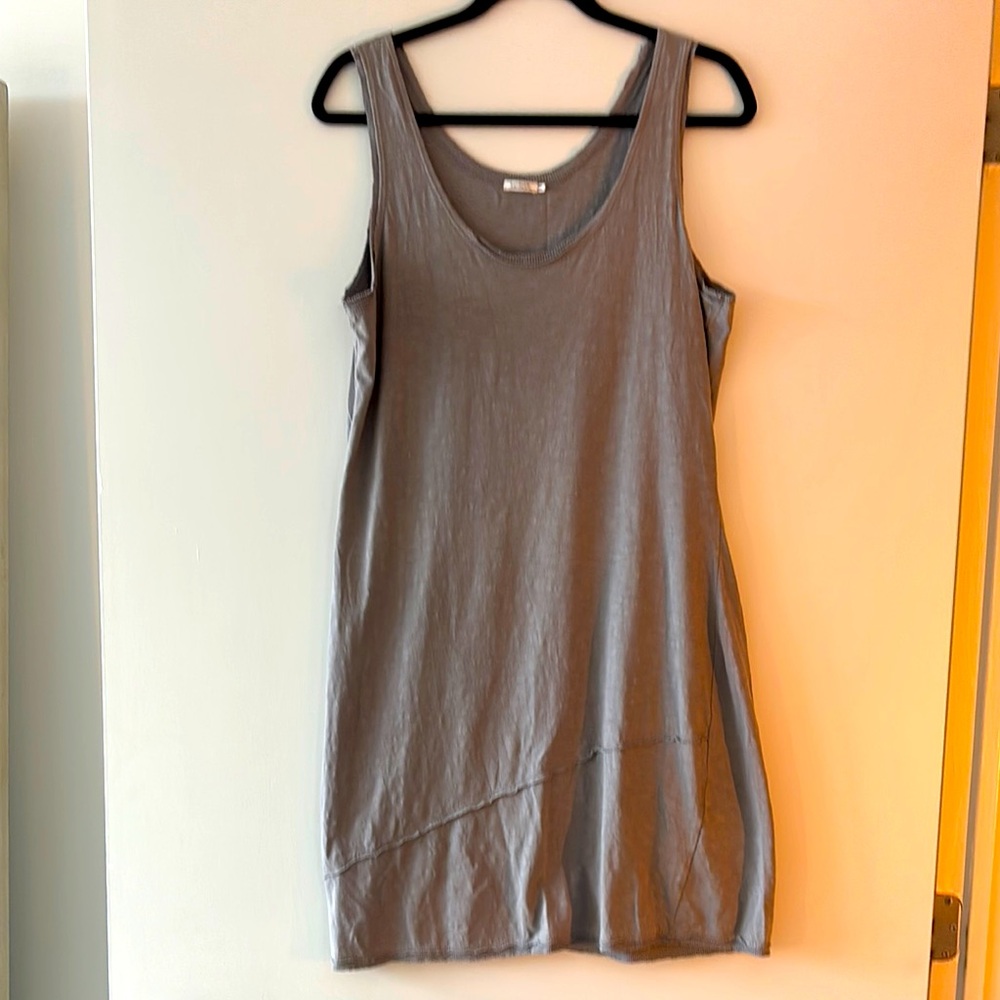 Gray Sleeveless 100%cotton dress.